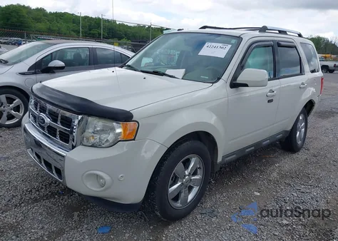 2010 Ford Escape Limited z USA, uszkodzony, nr VIN 1FMCU0EG1AKD30643